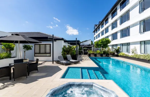 普利茅斯國際酒店