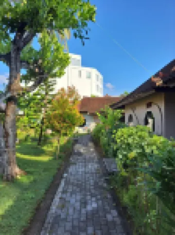 Surfers Beachfront Lombok