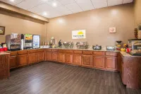 Days Inn by Wyndham Joplin - Desayuno