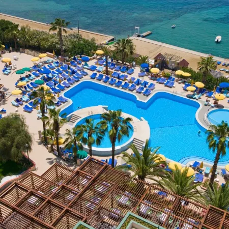 Fantasia Deluxe Hotel