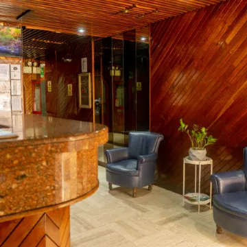 Hotel El Arroyo Отели рядом с достопримечательностью «Капитолий»
