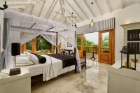 The Divine Villa