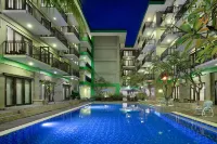 Rofa Kuta Hotel - Pools
