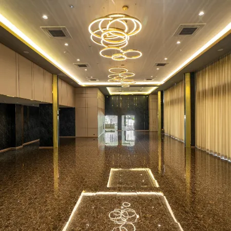 Ysw Hotel Lopburi