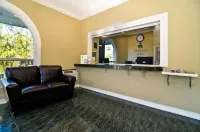 Super 8 by Wyndham San Diego Hotel Circle