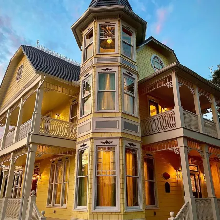 Sunbright Inn