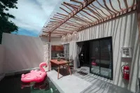Ubu Villa Nara - Honeymoon Villa in Yogyakarta -  Privatzimmer