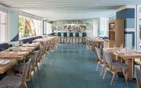 Avalon Hotel Beverly Hills, a Member of Design Hotels - Wifi