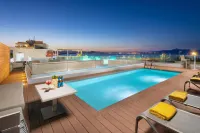 Llaut Boutique Hotel