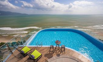 Nesta Celia Danang Hotel