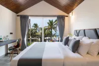 Stone Wood Beach Resort, Vagator - parking