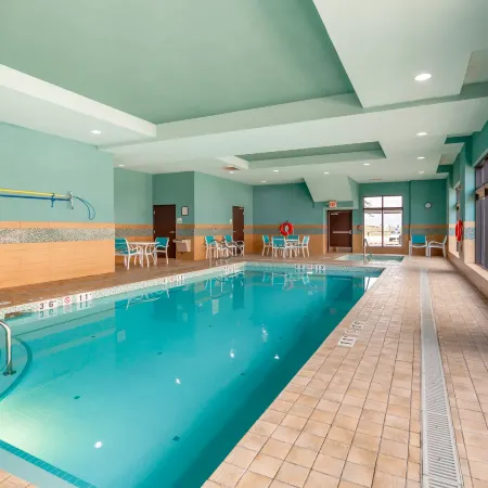 Holiday Inn & Suites EDMONTON ARPT - CONFERENCE CTR by IHG