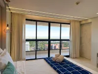 STAY Cosmopolitan - Apartments