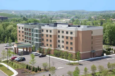 Courtyard Pittsburgh North/Cranberry Woods Hotels near Rite Aid