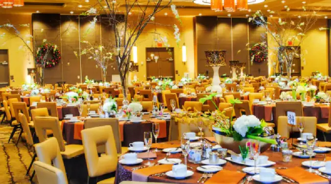 ダブルツリー バイ ヒルトン レディング