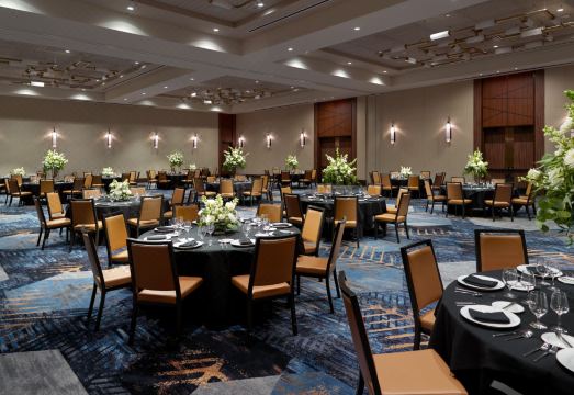 2. 스프링힐 스위트..