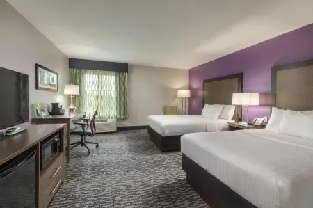 La Quinta Inn & Suites by Wyndham Visalia/Sequoia Gateway