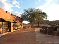 Savanna Guest Farm - homestay