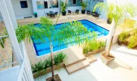 Valérius Palace Hotel - Pools