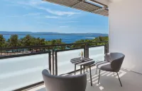 Bluesun Hotel Elaphusa - วิวทะเล