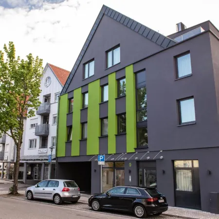 Outlet Hotel