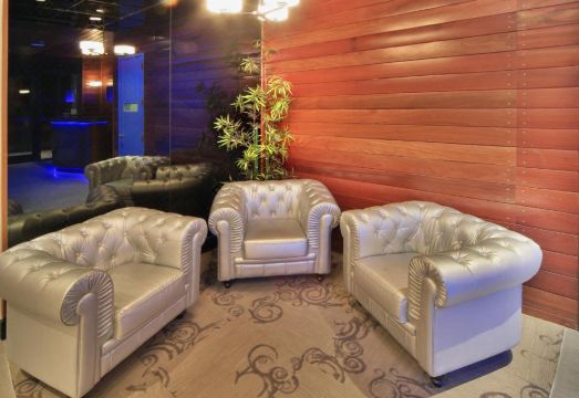 호텔 테라스에서 바라본 도시 뷰