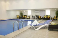 Warwick Al Jubail Hotel - piscine