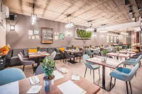 Hotel Lavender Отели в г. 