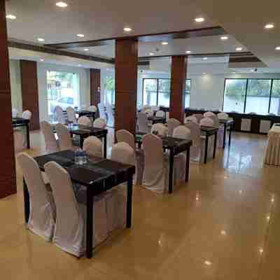 Daffodil Inn Dining/Meeting Rooms