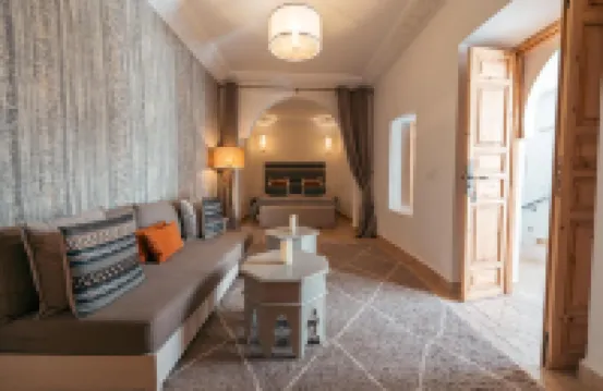 リヤドセリエン