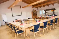 Landhotel Weißer Hahn Hotels in Wemding