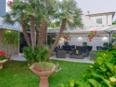 ホテル スカンジナビア マッサのホテル