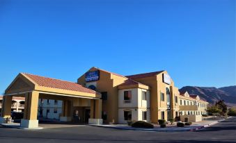 Oasis Inn and Suites 29 Palms Hotel Joshua Tree National Park
