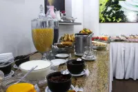 Hotel São Charbel - Aamiainen