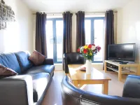 크롬프턴 코트 런던 버로우 오브 하린지 호텔