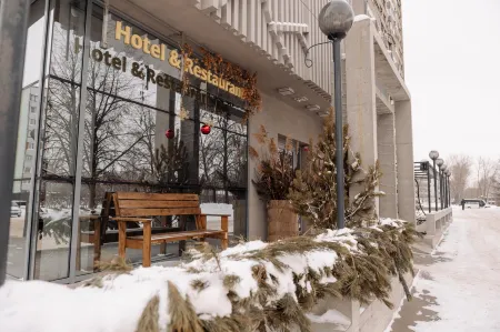 Кокон (Kokon) Отели рядом с достопримечательностью «Пляж Волна»