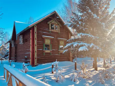 ГОРЯЧИЕ КЛЮЧИ Отели рядом с достопримечательностью «Музей деревянного зодчества и крестьянского быта в Суздале»