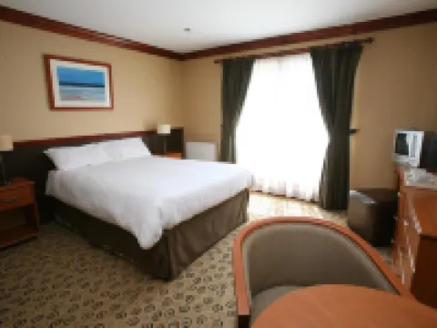 Waterhouse Inn Hotels in Balloch