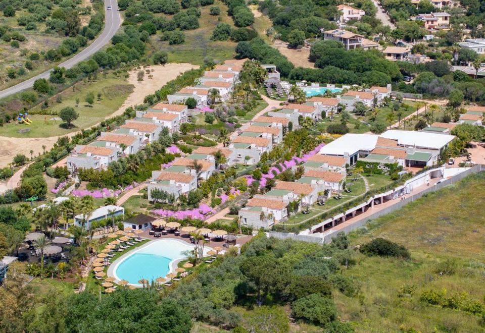 Cala Sinzias Resort - Housity