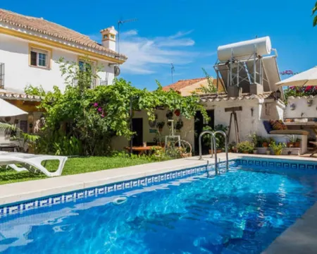 At Home in Malaga Stay & Solo Travellers Hotels in Rincon de la Victoria