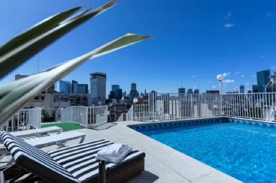 Feir's Park Hotel & Rooftop Отели рядом с достопримечательностью «Здание Кавана»