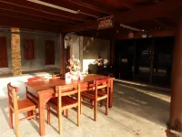 Pon-Pon & Nuan-La-or