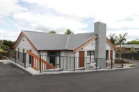 Kerikeri Homestead Motel & Apartments - parking