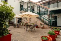 Raymi Hotel - Airport Shuttle