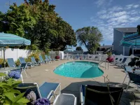 Terrace by the Sea Hotels near Ogunquit Memorial Library