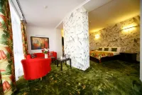 Petrovskij Passazh Hotel Hotels in Voronezh