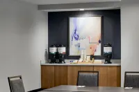Fairfield Inn & Suites Cornelia - breakfast