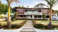 Emerald Villa Hotels in Dhangarwadi