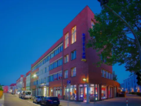 H24 Hoteltow Hotels in Teltow