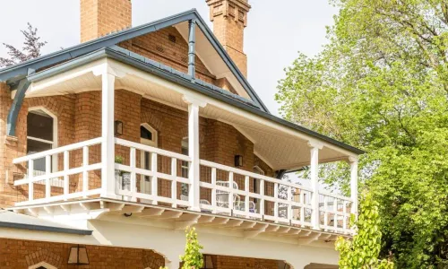 Byng Street Boutique Hotel